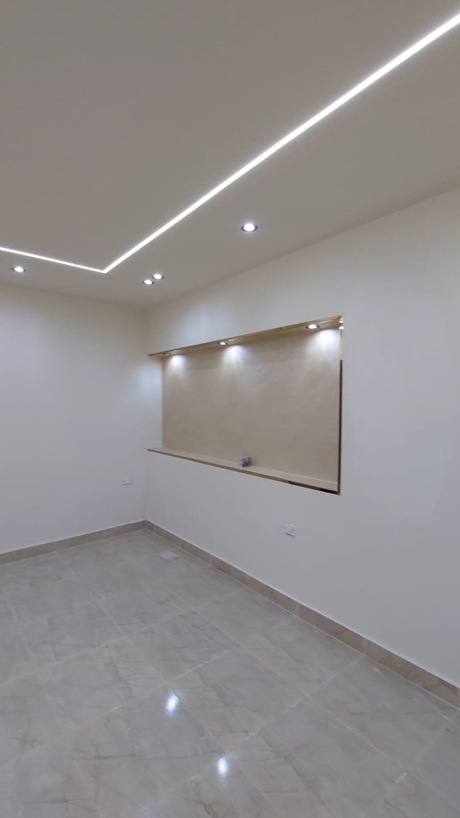 شقه للايجار السكني بمدينه نصر الحي التامن بعمارات المبعوثين