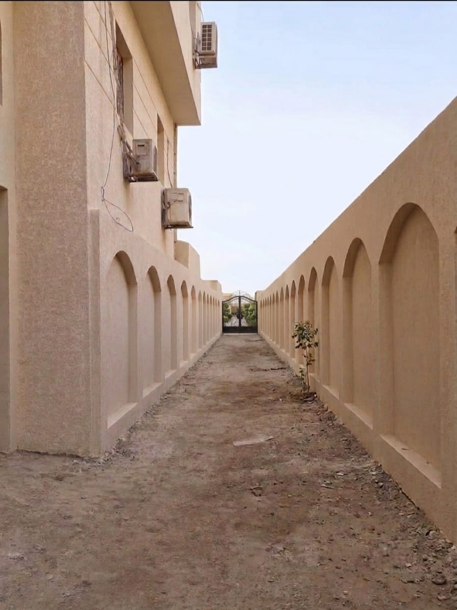 مقر اداري مرخص للايجار   دور ٦٢٠ متر مش متشطب يضم ٨ مكاتب او اكتر كده المالك هيشطبه نموذج ٧ ب ٢٥٠ الف وزياده سنويه ٢٠%