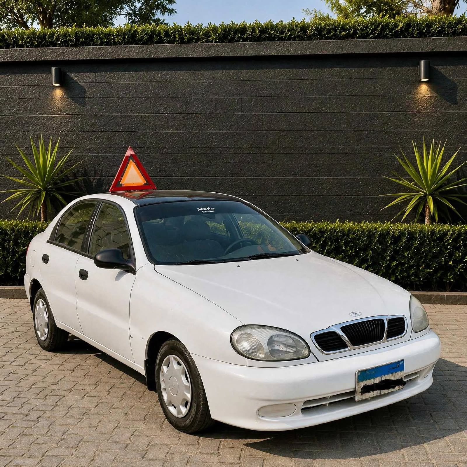 سيارة دايو لانوس موديل 1997 للبيع