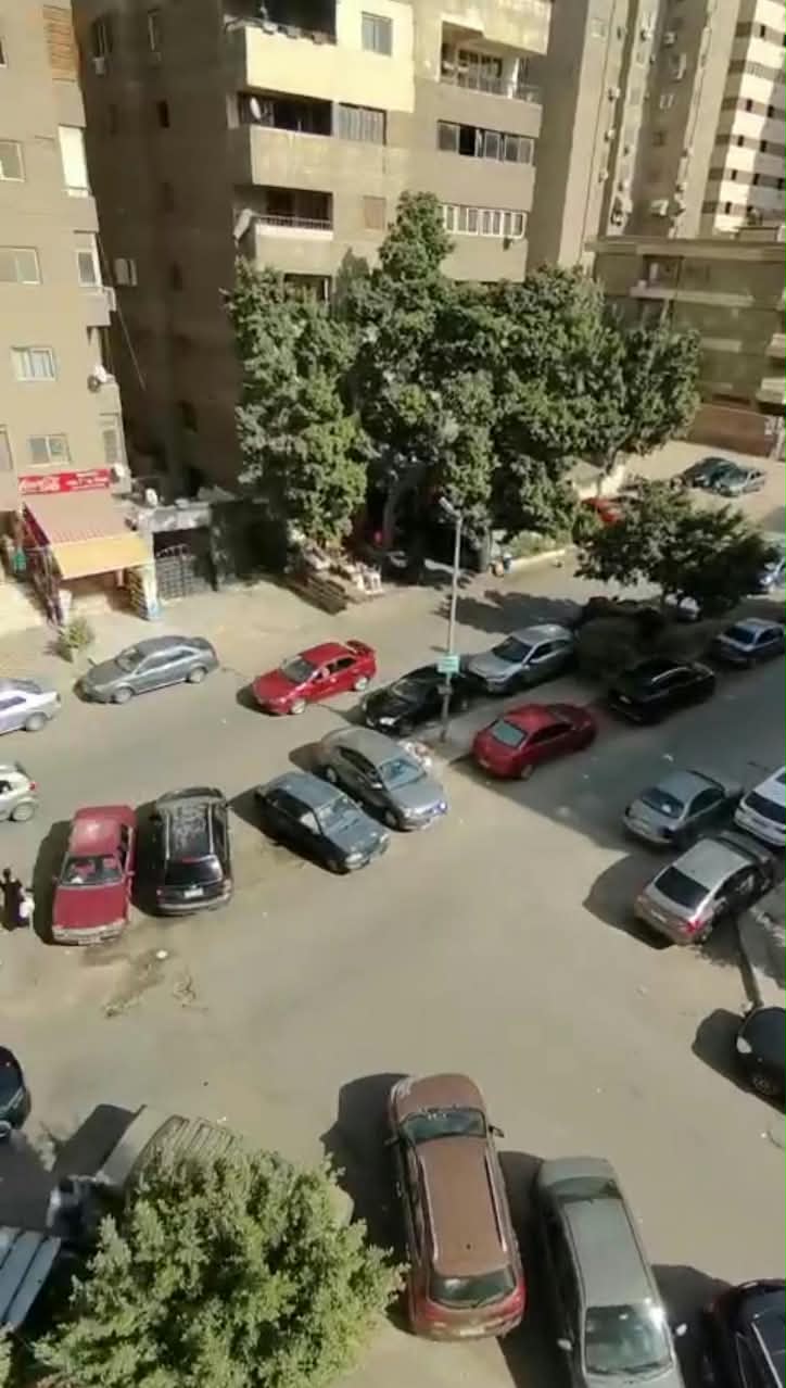 شقه للبيع بمدينة نصرالمنطقة السادسه المربع الذهبي موازي لحسن مامون