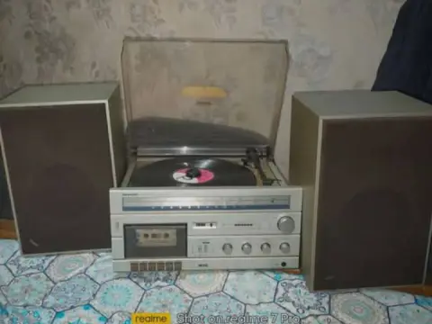 بيك اب وكاسيت وراديوا شارب