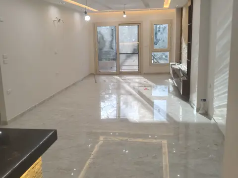 شقة للبيع مصر القديمة امام المنيل