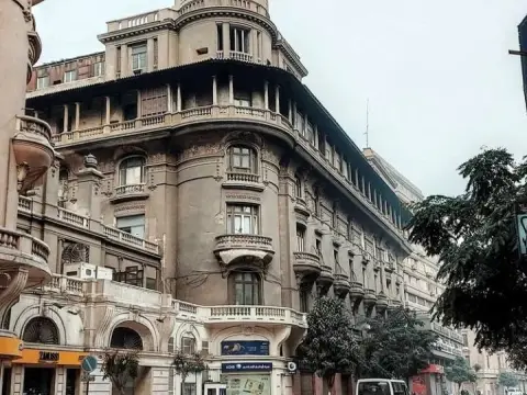 منزل بميدان الأوبرا وسط البلد