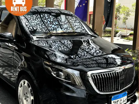 مرسيدس-مايباخ لتأجير السيارات VIP مع سائق في القاهرة – استقبال فاخر في المطار وجولات خاصة مقابل 15,000 جنيه مصري