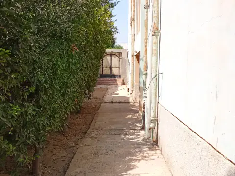 فيلا مستقلة وشقق للبيع | ناصية بحري غربي مميزة بتقسيم جنة المحامين