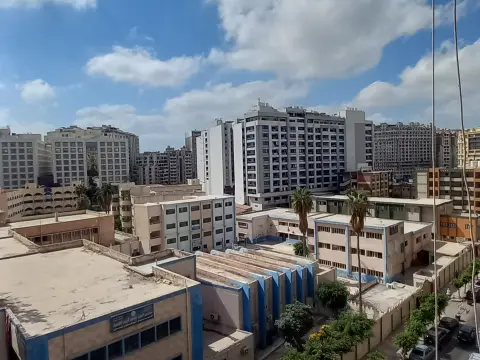 شقه للبيع فى سموحه ٢١٠م² توت عنخ آمون باكية جراج