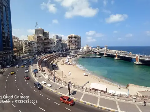 للبيع فى ستانلى عالكورنيش ١٥٠م² جميع المطلات فيوالبحر و الكورنيش