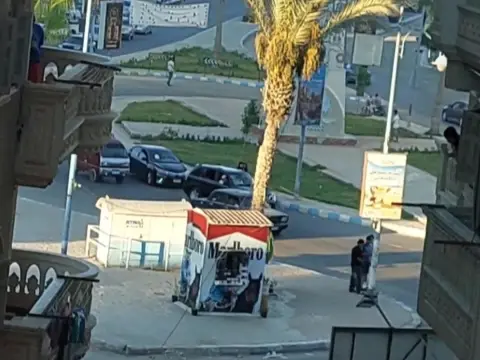 شقق تمليك بمرسى مطروح تانى نمره ميدان عبد المنعم رياض بالقرب من سوق ليبيا ومطل ايضا على مسجد الروضه مساحات مختلفه وأسعار مميزه من المالك رخصه عالمفتاح استلام شهور